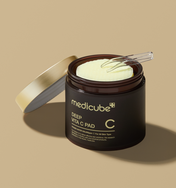 Medicube Deep Vita C Pad (70 pads, 150g)